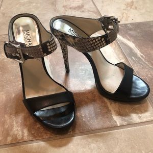 Michael Kohrs women’s 6 black/snakeskin heels